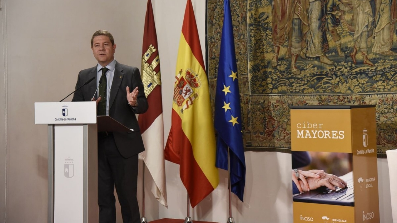 El Ejecutivo regional instará al Gobierno de Rajoy a retirar el copago farmacéutico a través de una iniciativa parlamentaria