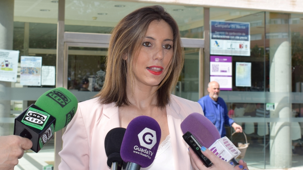 "El alcalde de Guadalajara presenta tarde la documentación del Programa +55 y priva del empleo ya concedido a 27 personas"