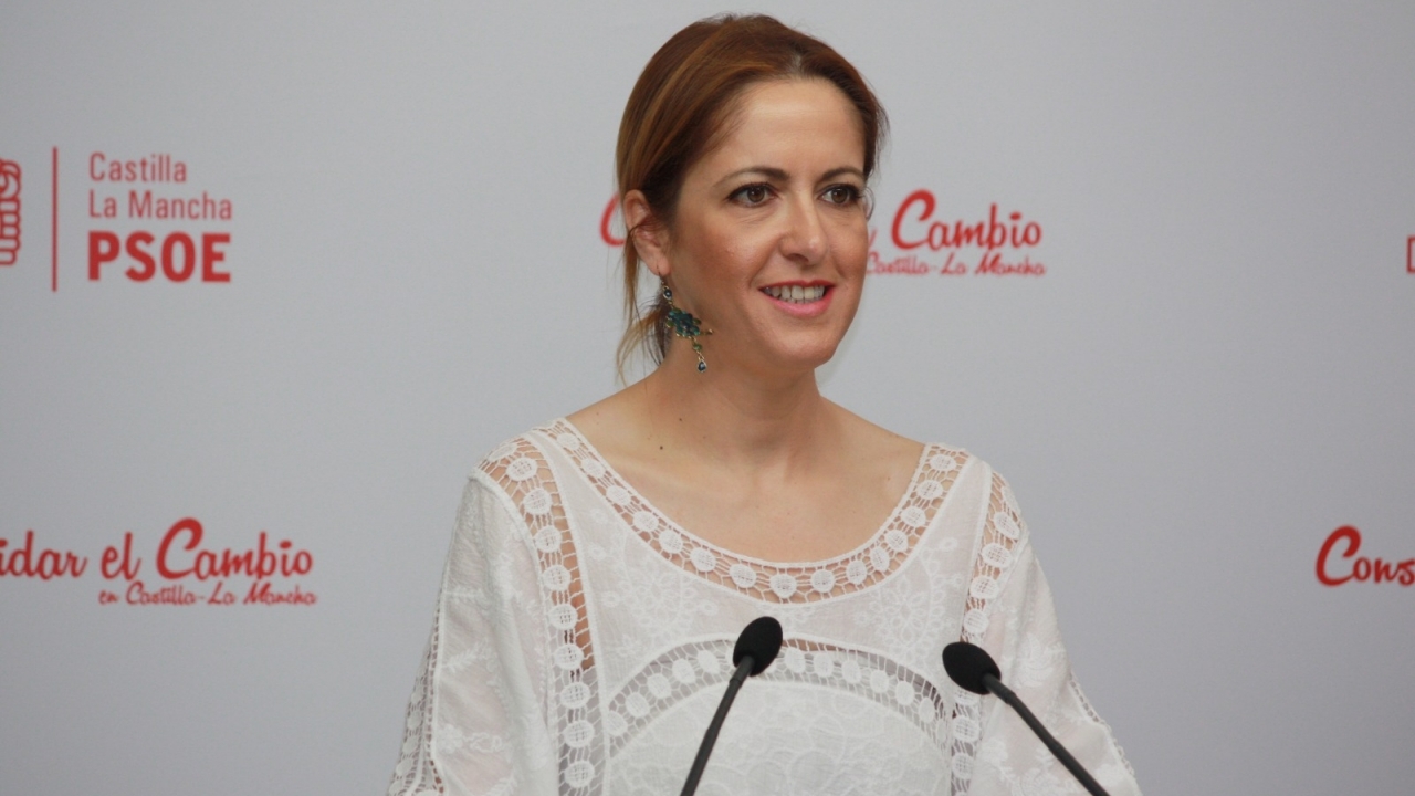 "Cospedal representa el modelo de recortes, retrocesos y represión que bien conocen los ciudadanos de Castilla-La Mancha"