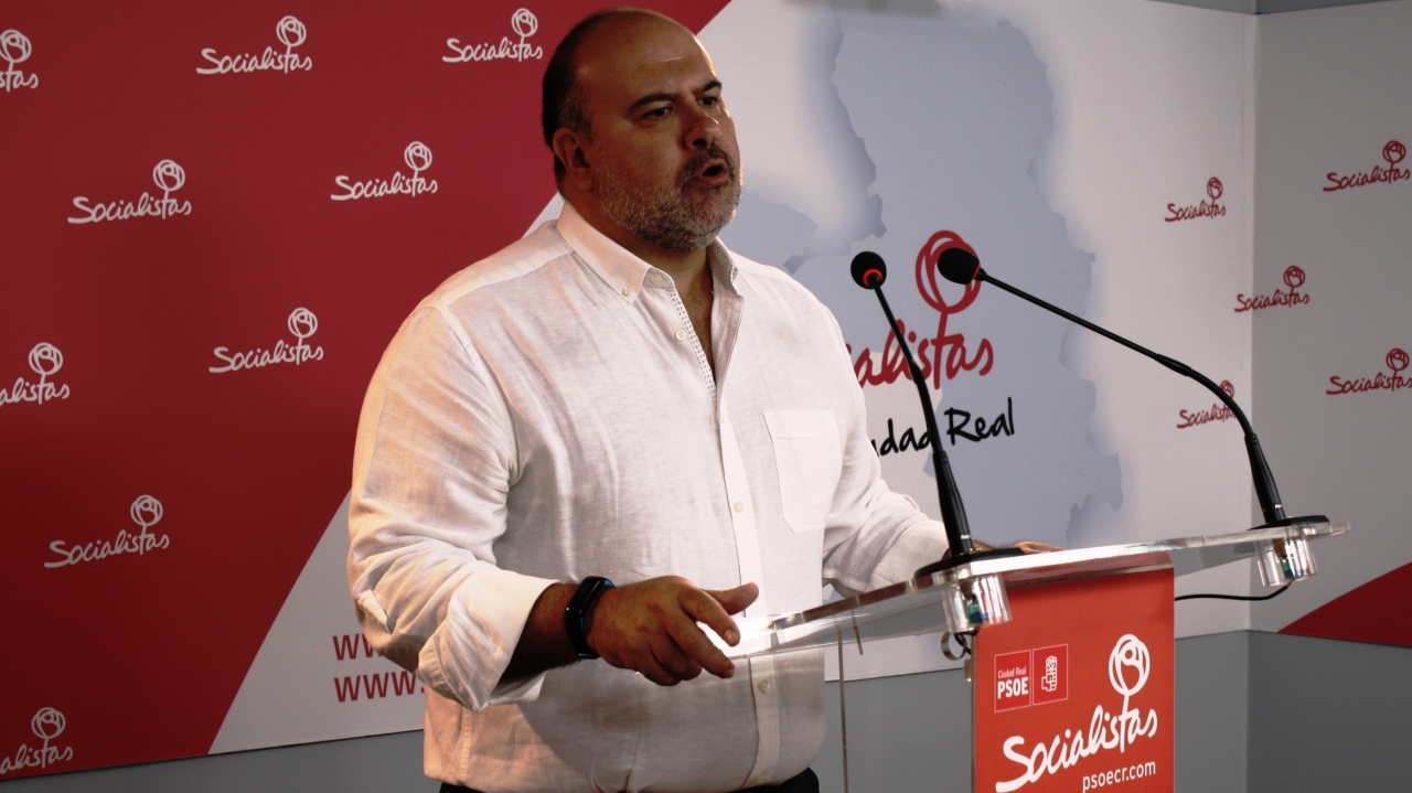 "Al igual que el Gobierno de García-Page alejó la privatización del Hospital de Tomelloso y abrió su segunda planta, también construirá el nuevo Centro de Salud"