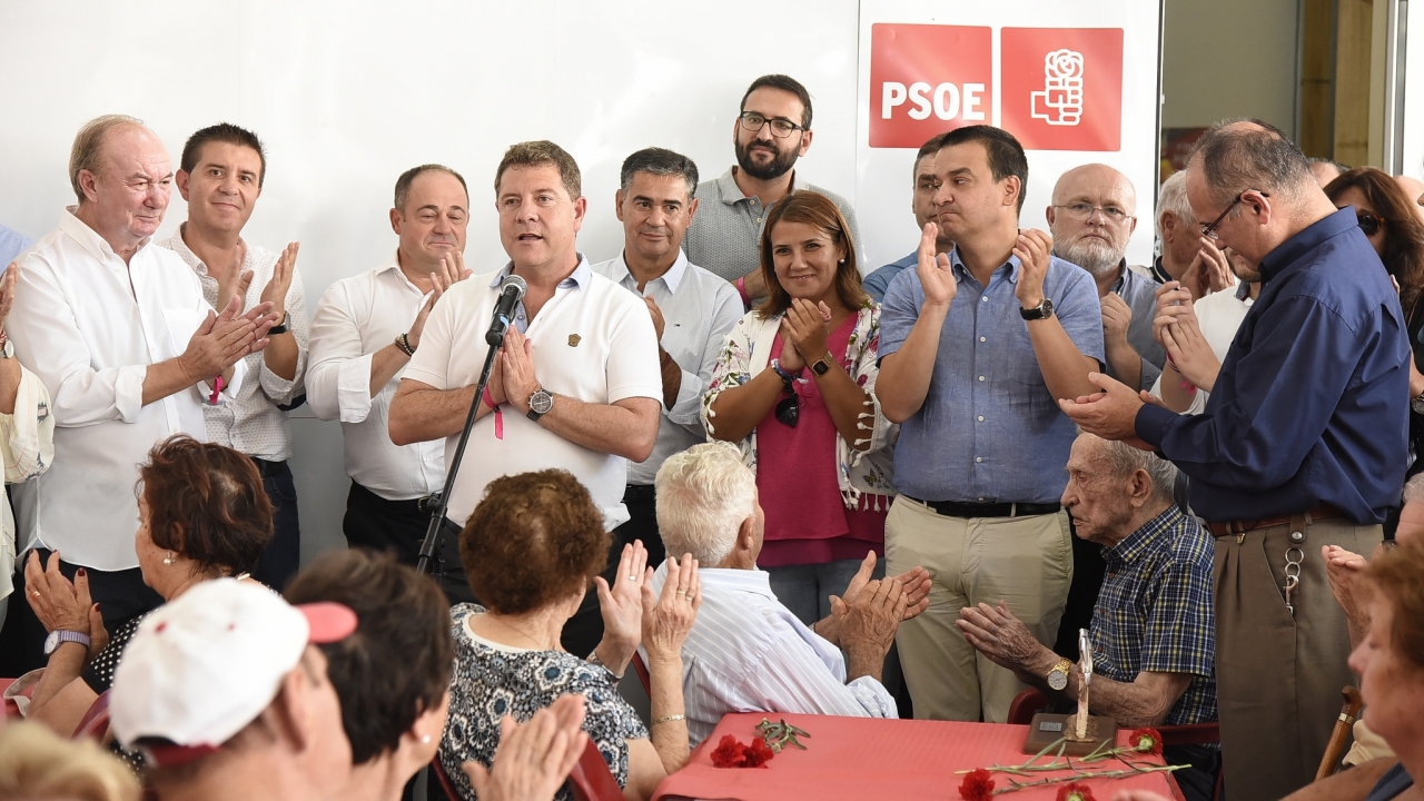 García-Page: "El PSOE de Castilla-La Mancha es el partido de la igualdad,  la justicia y la defensa de los intereses de esta tierra"