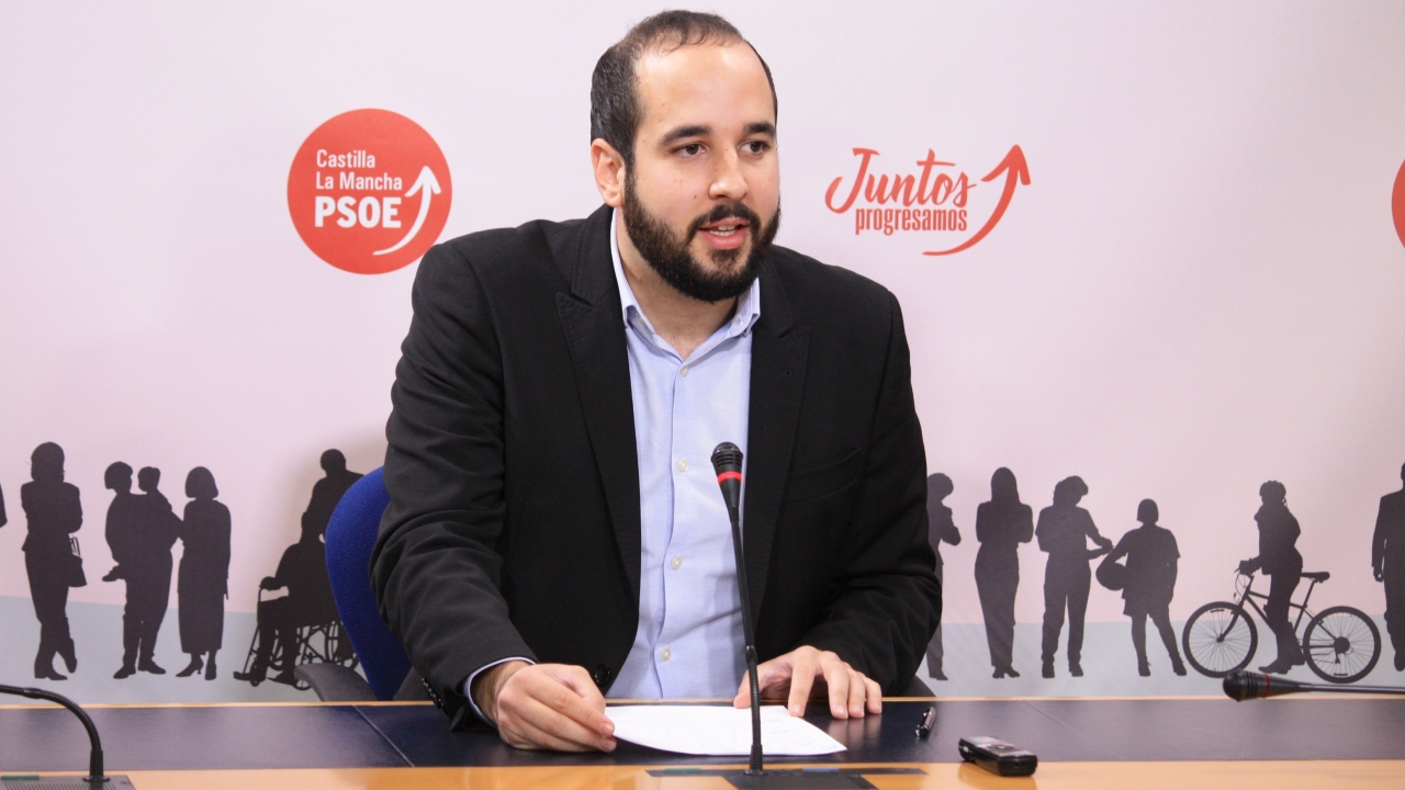 "Si el PP no retira los insultos a García-Page, el Grupo socialista podría reconsiderar su posición sobre la propuesta de declarar a Cospedal ‘persona non grata’"