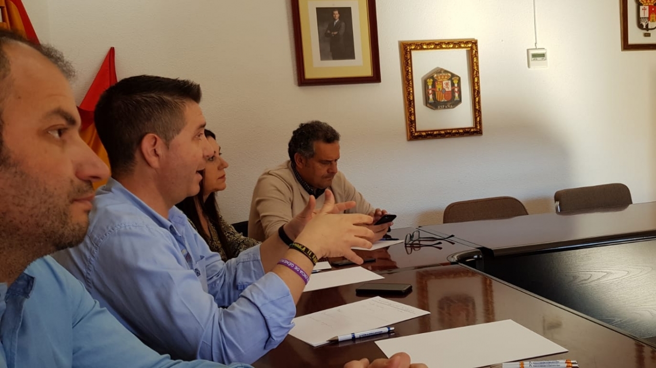 Cabañero se compromete en Nerpio a seguir defendiendo los servicios públicos en el medio rural
