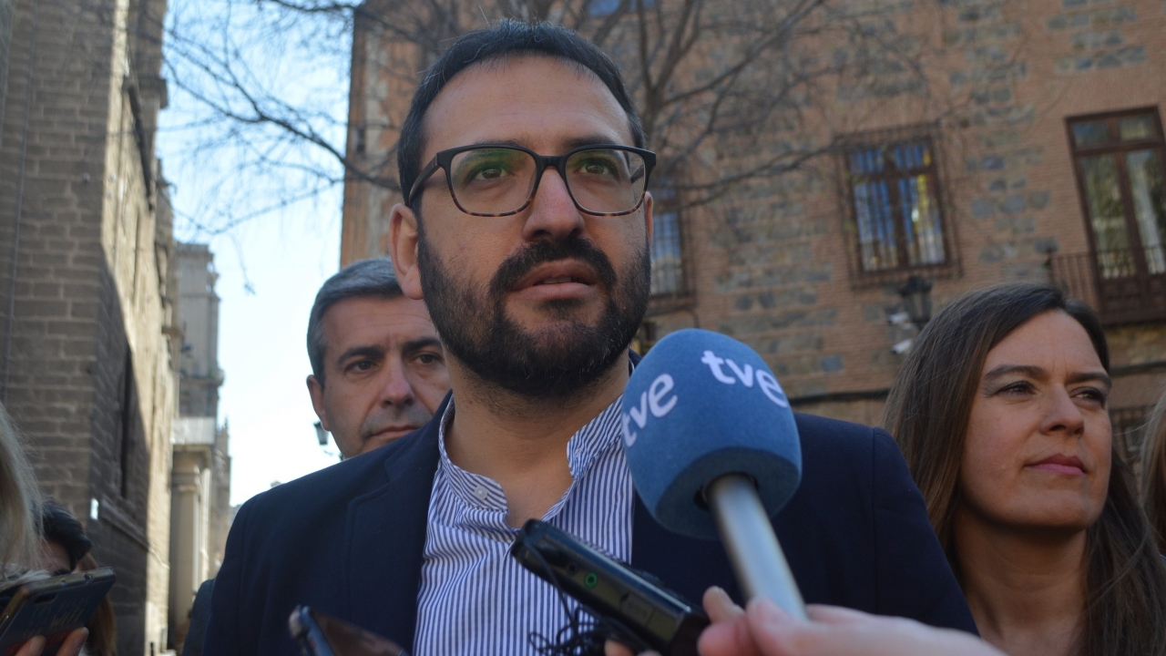 "Para que consigamos vencer de manera definitiva la batalla del agua es necesario que el PSOE tenga una mayoría amplia"