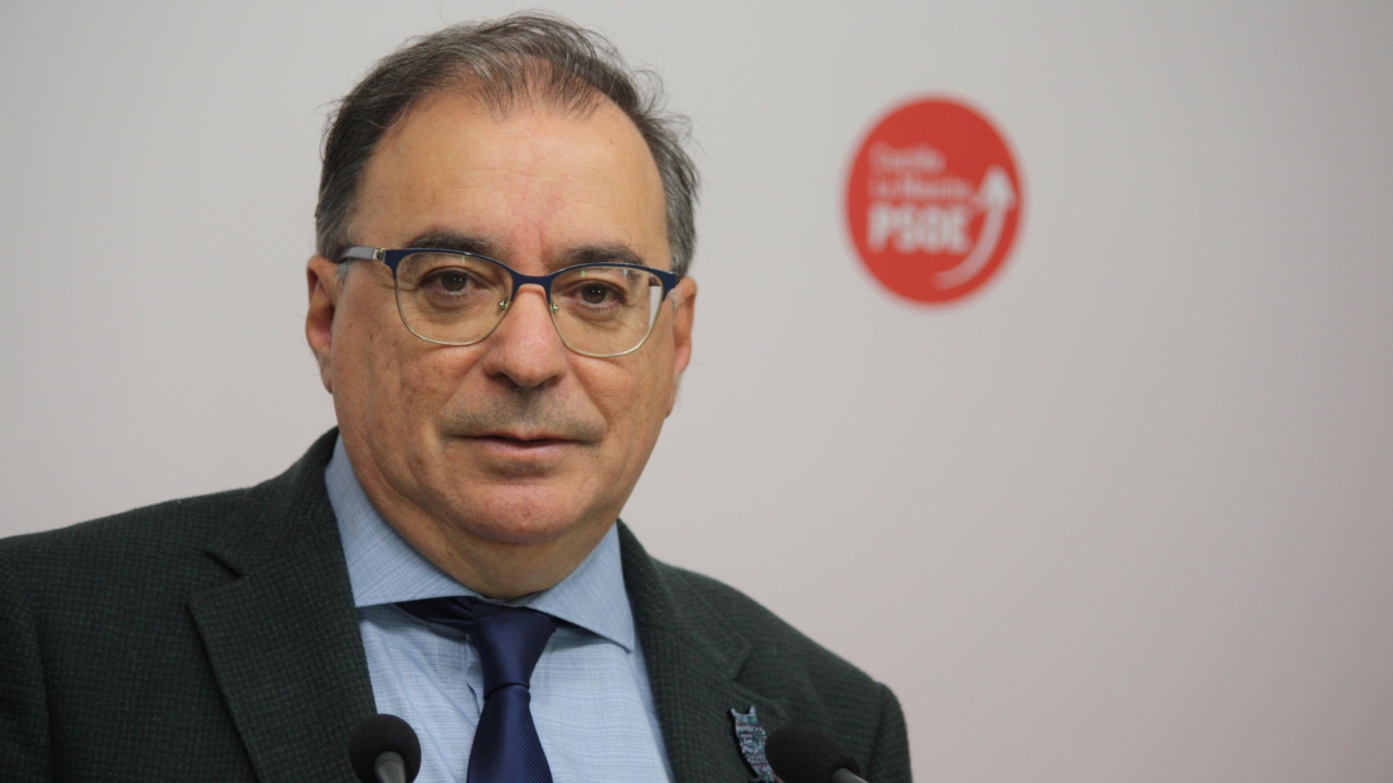 Mora insta a Núñez y al PP de C-LM "a dejar de ser rehenes de las políticas de Cospedal y de su radicalismo"