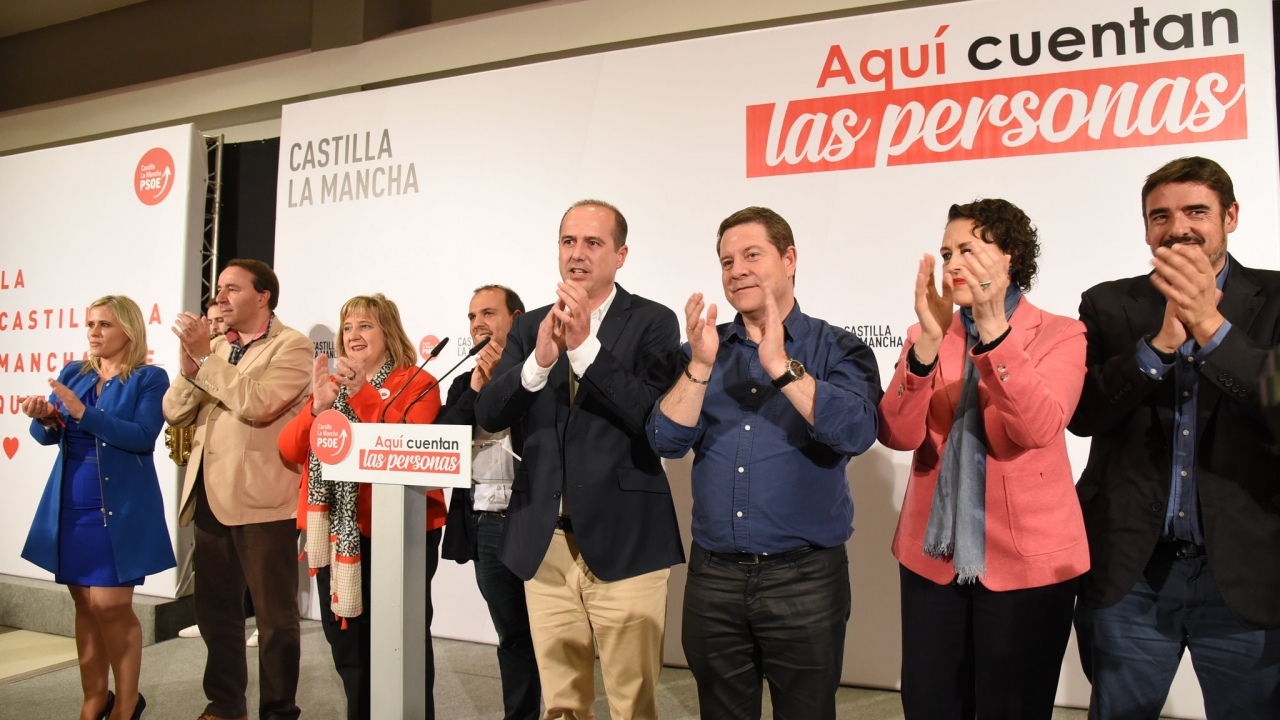 García-Page: "No se me ocurre mejor contestación a la extrema derecha que vote todo el mundo"