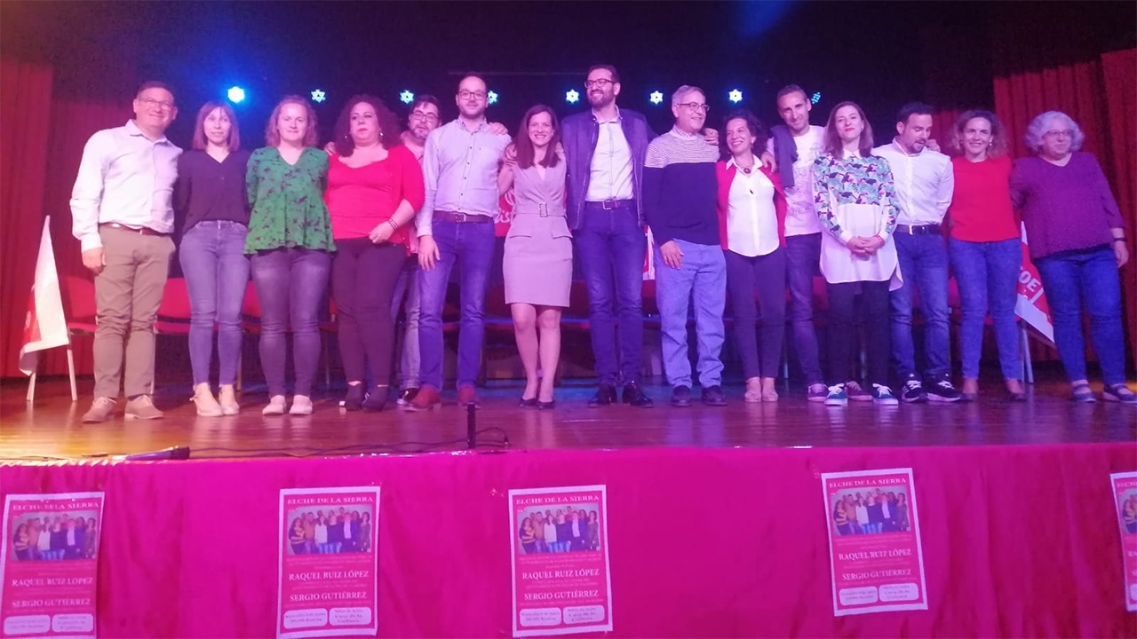 "En los próximos cuatro años vamos a terminar de recuperar todo lo que perdieron nuestros pueblos con Cospedal y el PP"