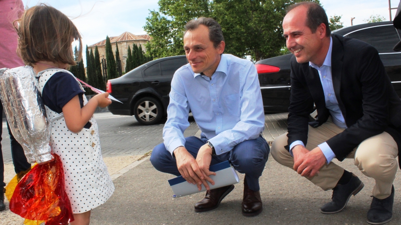 Pedro Duque destaca la idoneidad de las propuestas de Alberto Rojo para Guadalajara en materia de investigación y empleo de base tecnológico