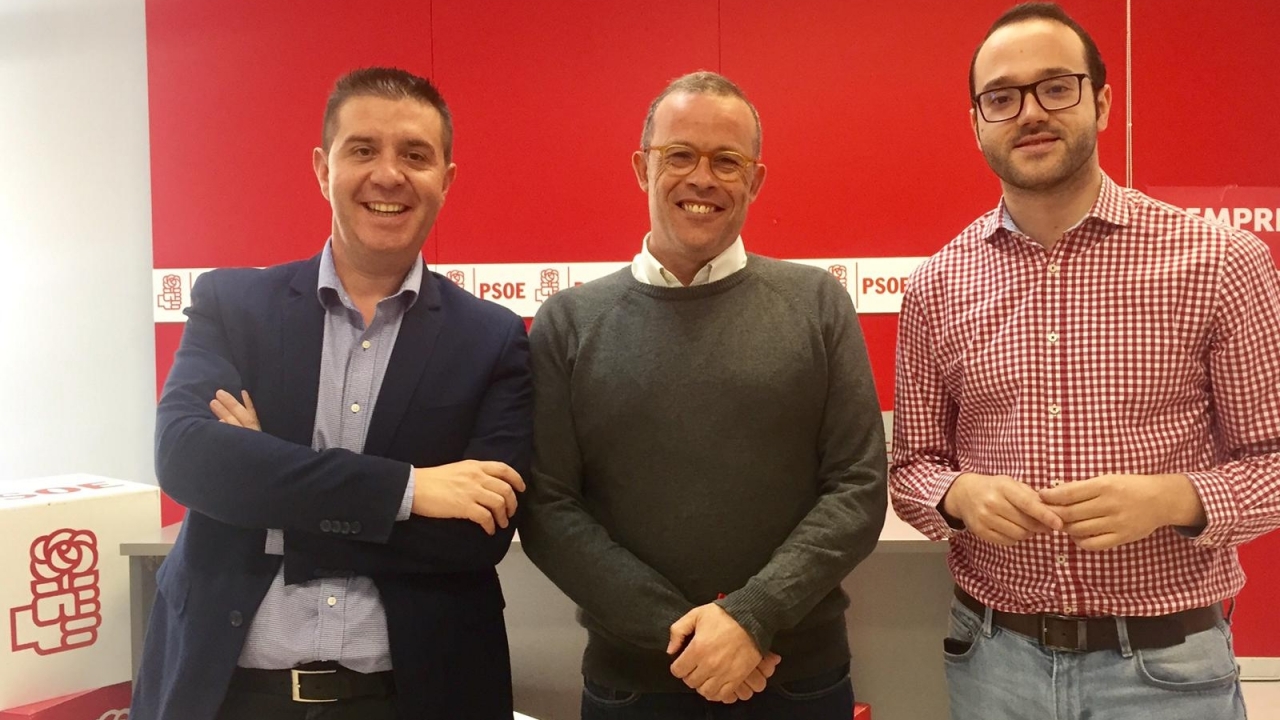 Cabañero llama a la reflexión de los y las votantes y recuerda que los derechos básicos como la Educación o la Sanidad dependen directamente del Gobierno Regional