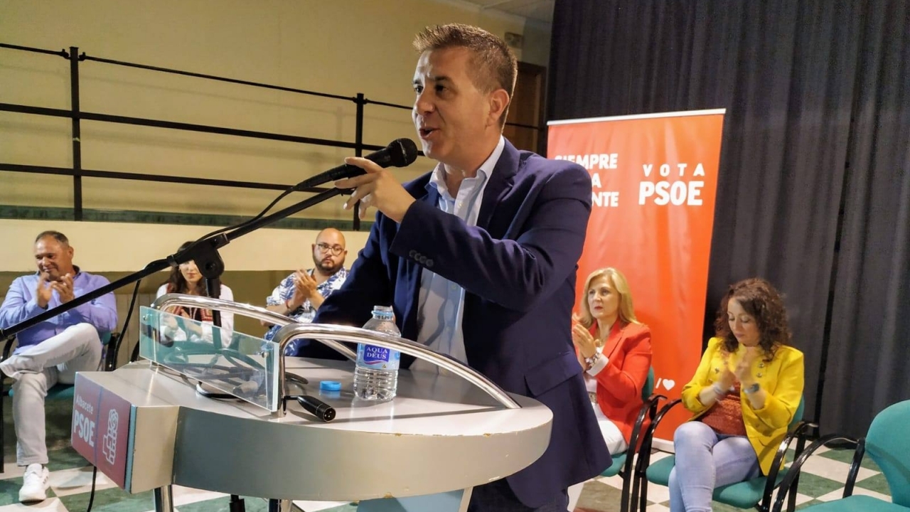 Santiago Cabañero cataloga como "fundamental para el crecimiento económico" la apuesta regional por el retorno del talento emigrado