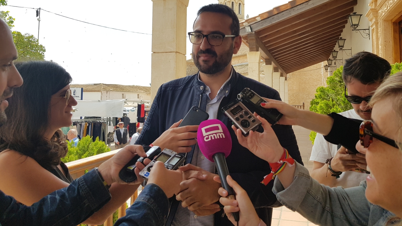 "Es curioso que Podemos quiera dar lecciones de ser progresista cuando ni cumplen con la obligación de presentar sus declaraciones de bienes ni con las sentencias de los jueces"