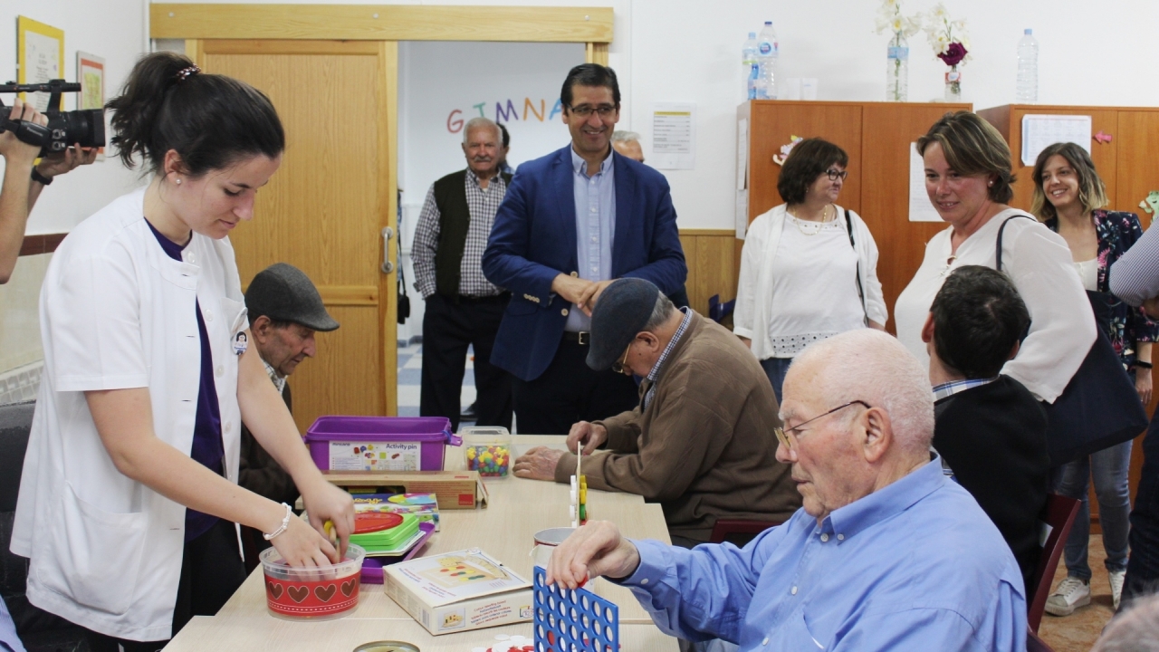 Caballero: "El compromiso de los socialistas en C-LM y en Viso ha sido y será destinar los recursos públicos a quien más los necesita"