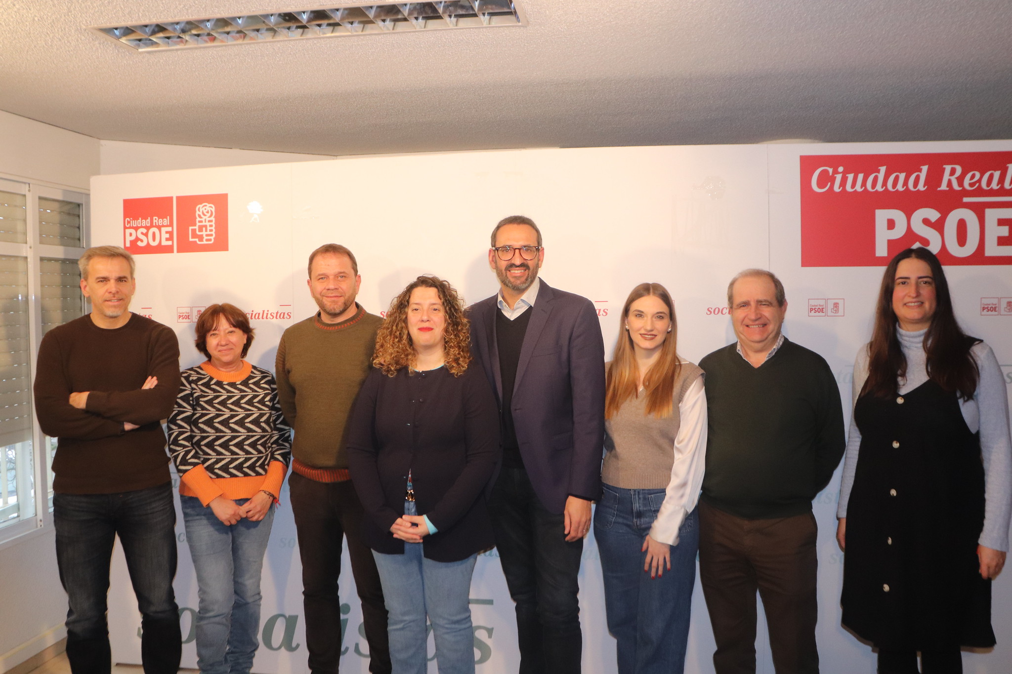 Gutiérrez pide que «mañana mismo» los alcaldes del PP bajen a la mitad los impuestos para vivienda como hace Page