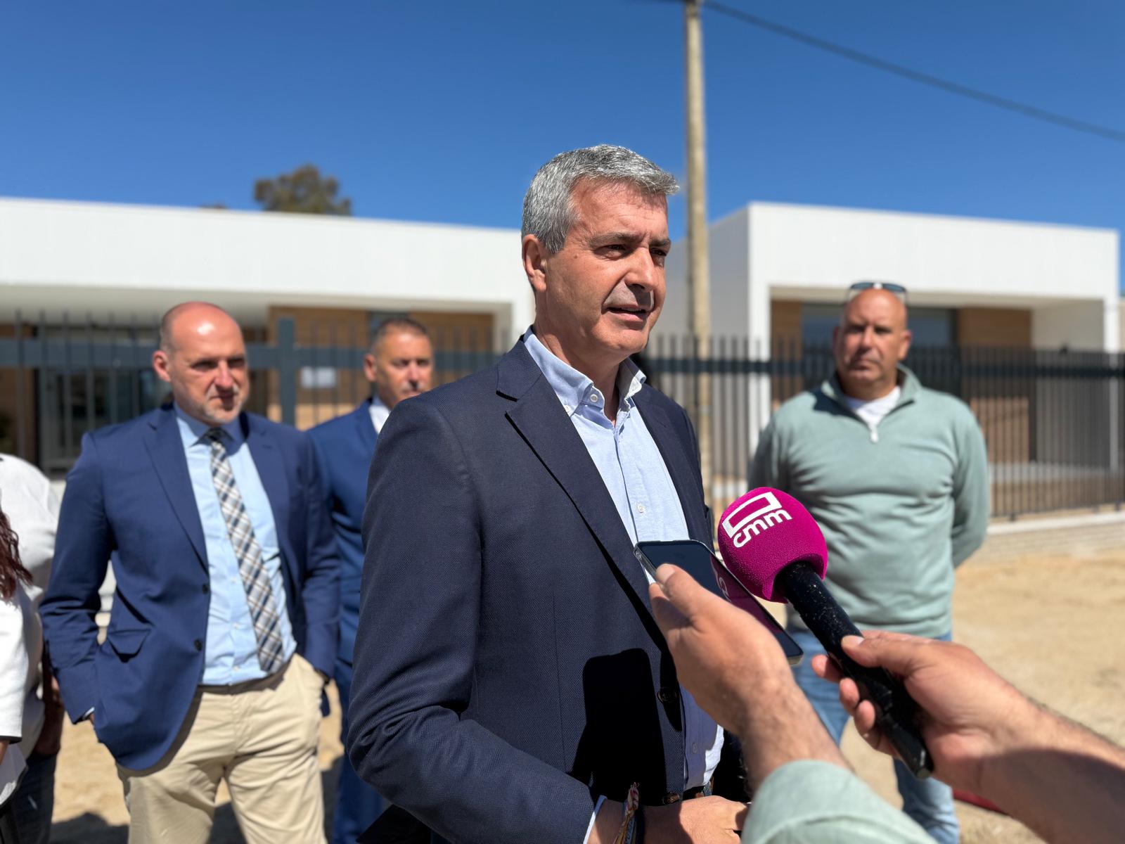 Gutiérrez destaca la apuesta del Gobierno de Page por los servicios públicos en el ámbito rural