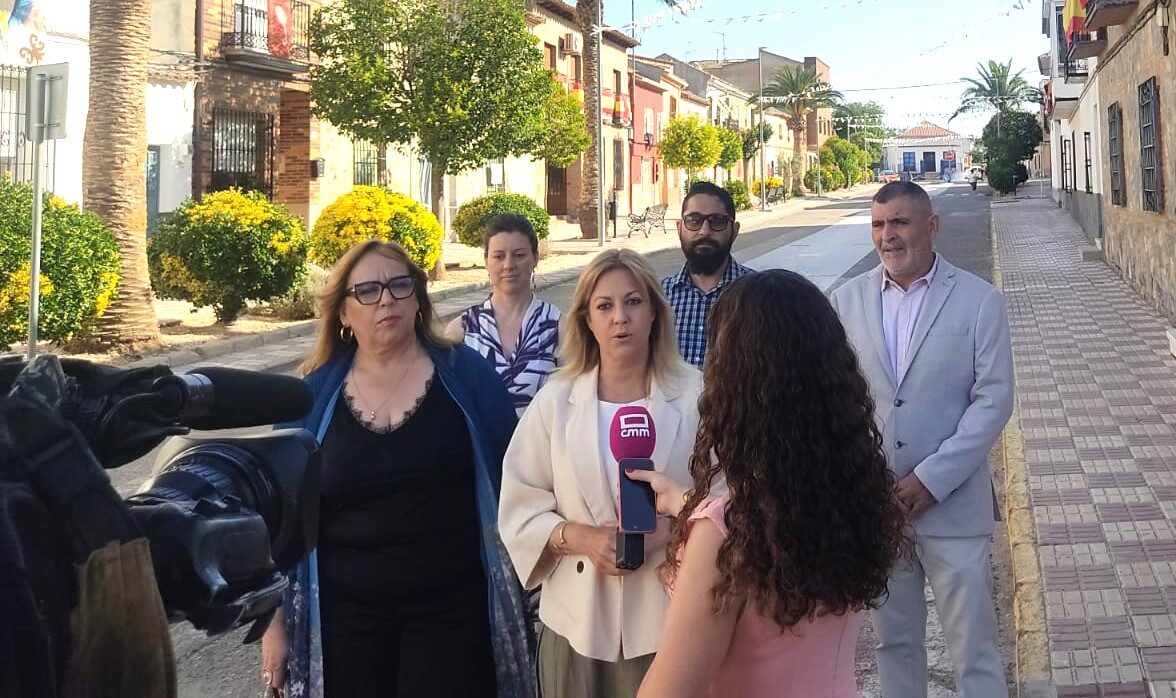 Abengózar destaca que la lucha contra la despoblación contribuye a “dar identidad, a hacer comunidad y a mantener tradiciones en CLM”