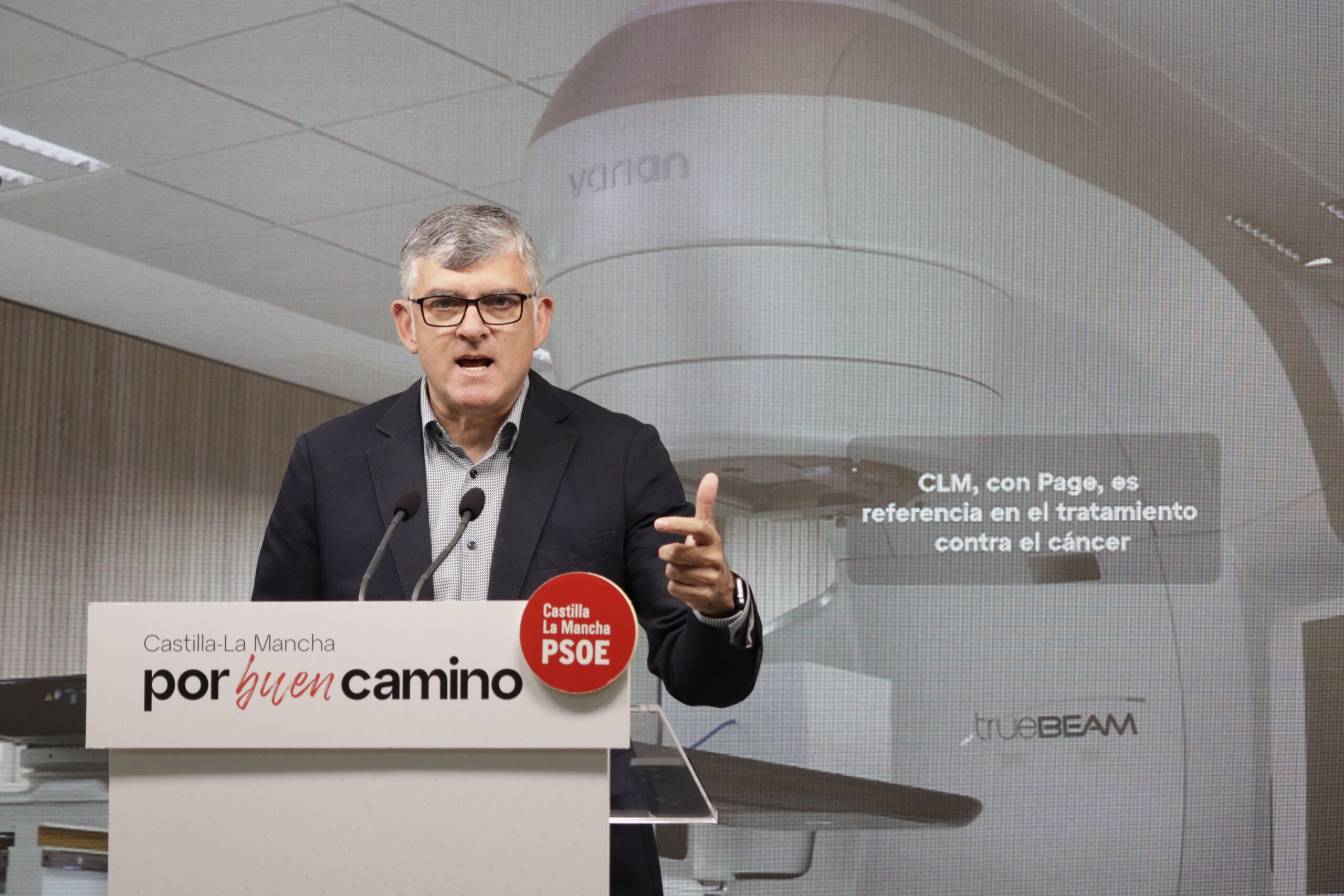 El PSOE destaca que CLM con Page es hoy “referencia en el tratamiento contra el cáncer”