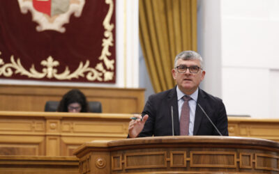 Godoy destaca que el Gobierno de Page impulsa una ley para proteger a las personas consumidoras de CLM