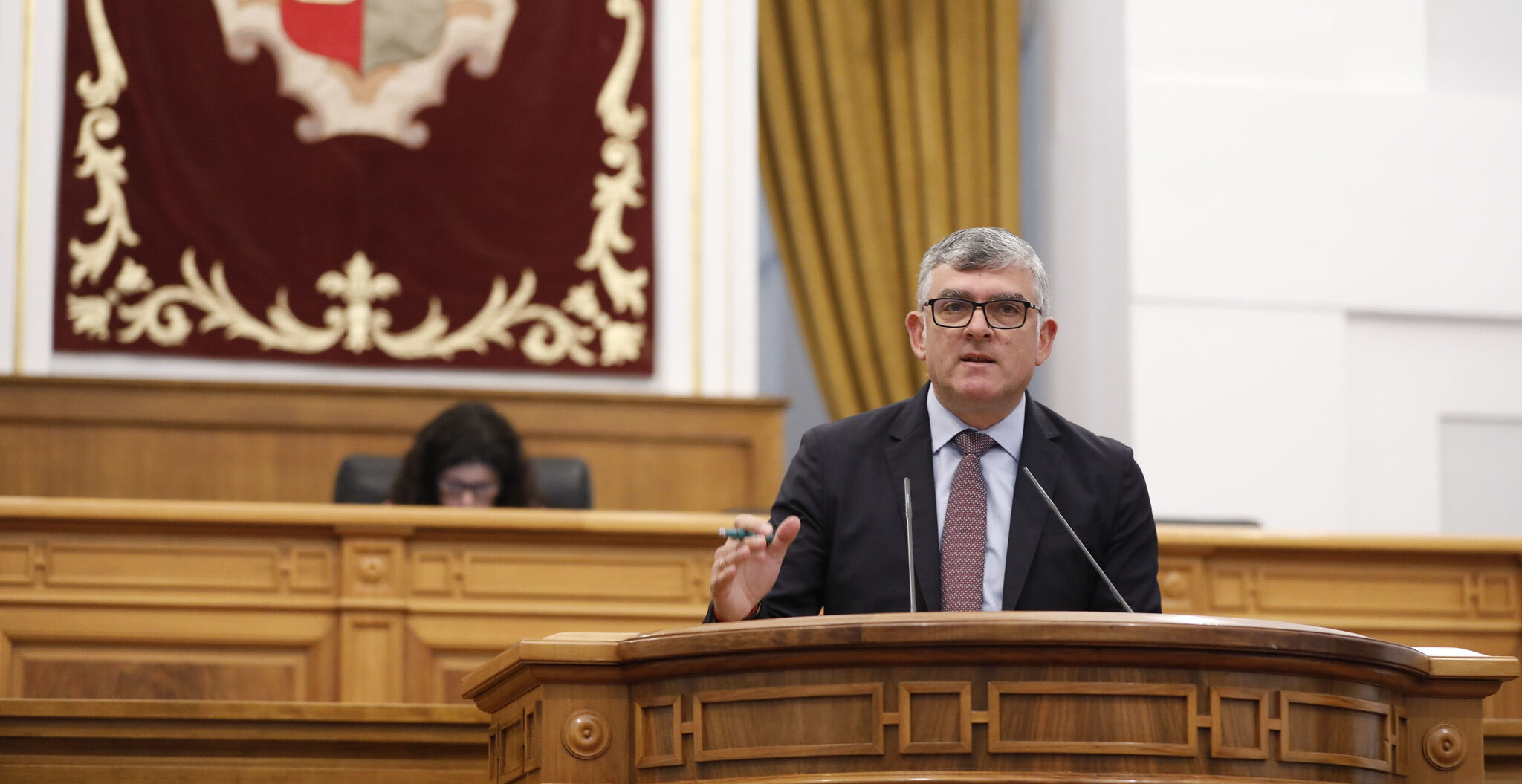Godoy destaca que el Gobierno de Page impulsa una ley para proteger a las personas consumidoras de CLM