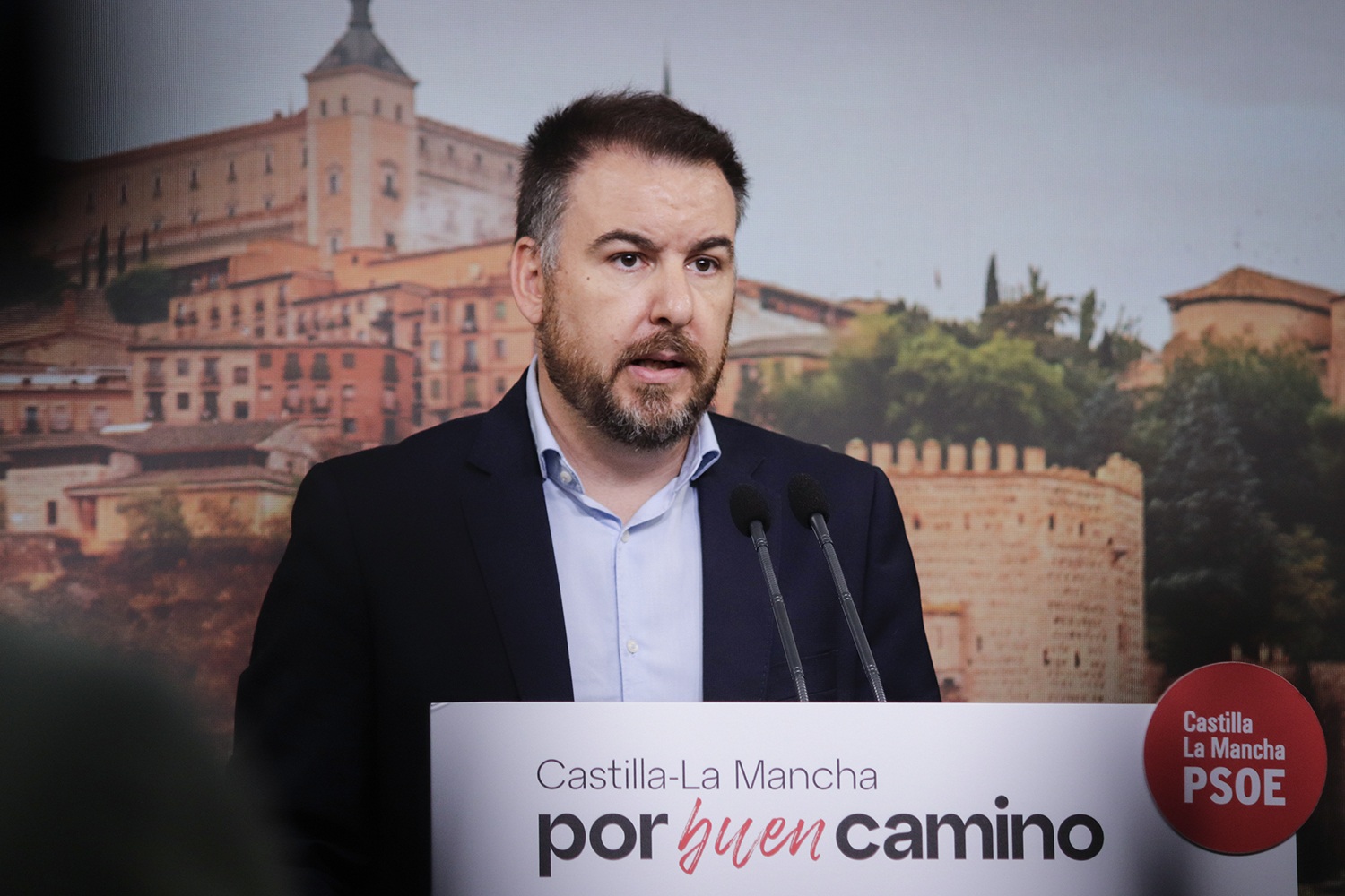 El PSOE dice que Núñez no recibe la confianza ni de los suyos: “No tiene el apoyo de Génova ni el cariño de los votantes del PP”