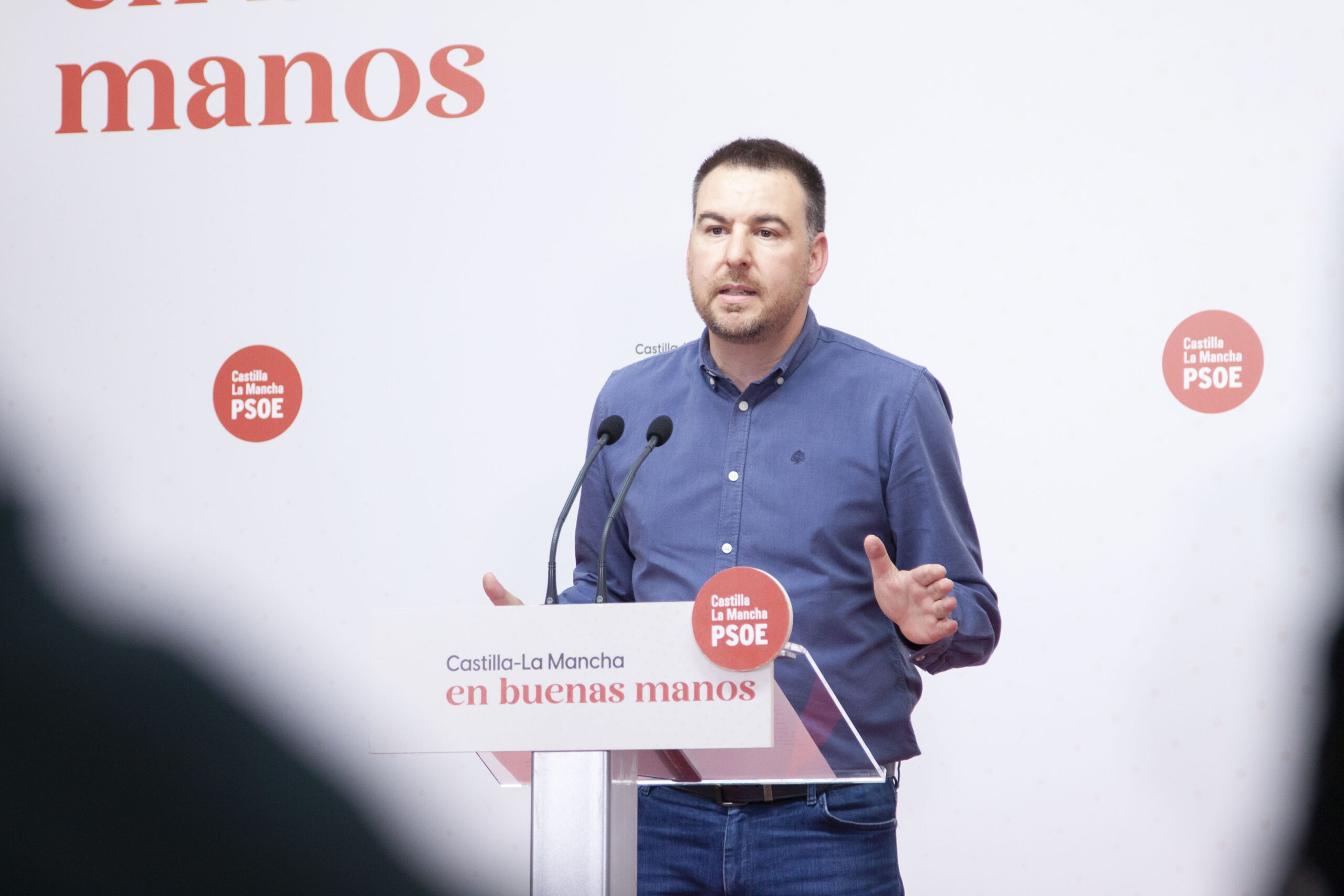 El PSOE denuncia que Núñez “ha dado 3 versiones” en menos de una semana y echa en falta “explicaciones claras y sinceras”