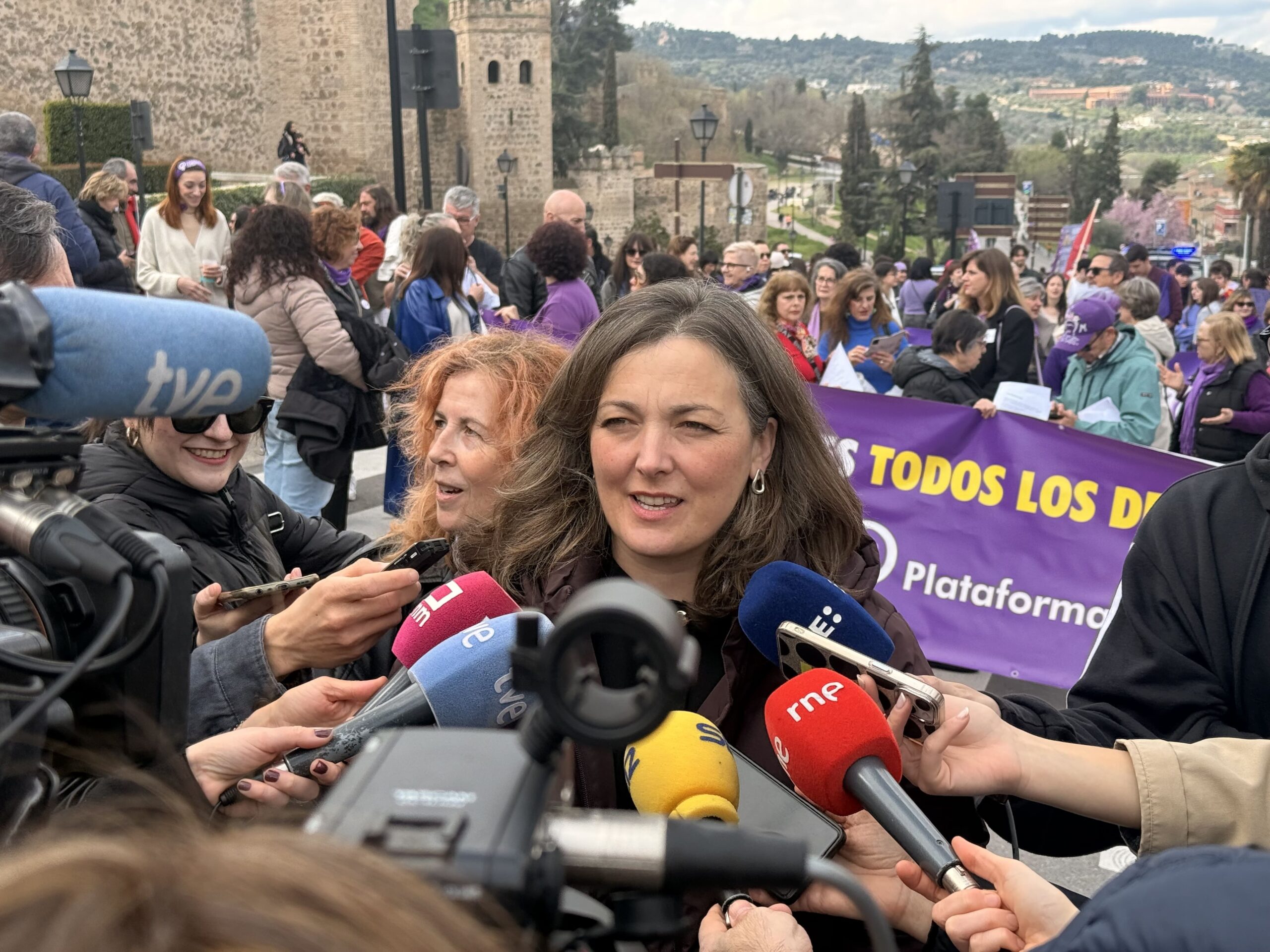 García Saco reivindica el compromiso del Gobierno de Page con la igualdad frente a un PP que blanquea el machismo de Vox