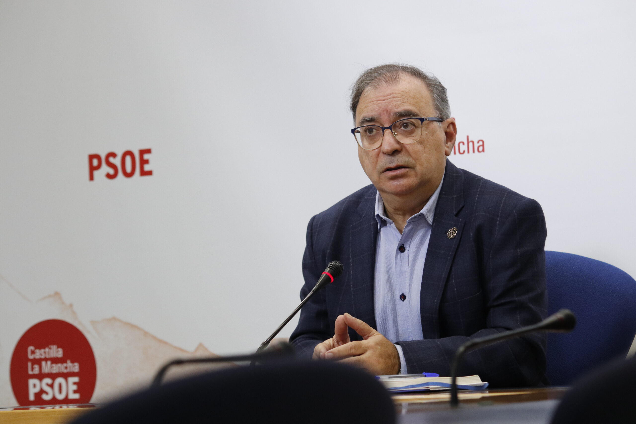 Mora destaca las medidas de empleo y sociales de Page frente al “bulo permanente” del PP