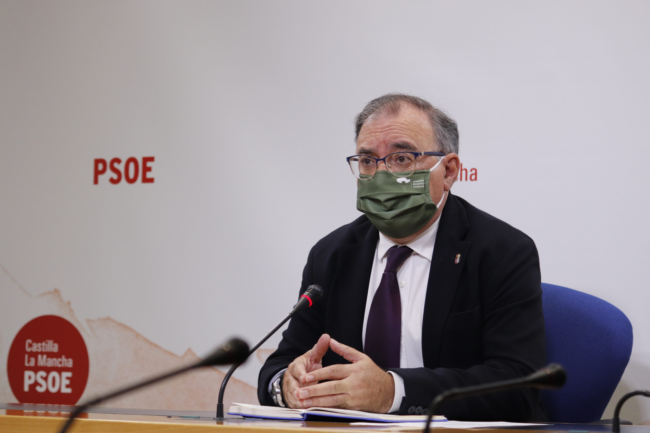 Mora: “La única política posible y digna es la de contener el virus y ayudar a la gente”