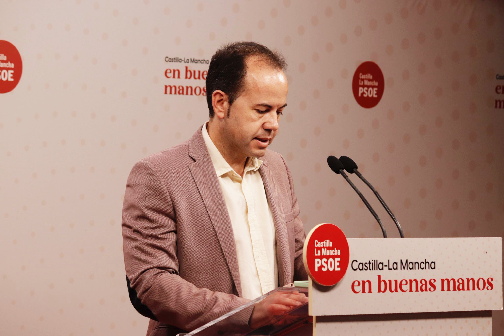 El PSOE denuncia un nuevo capítulo del PP de los bulos y la manipulación: Ahora Page es Juanma Moreno