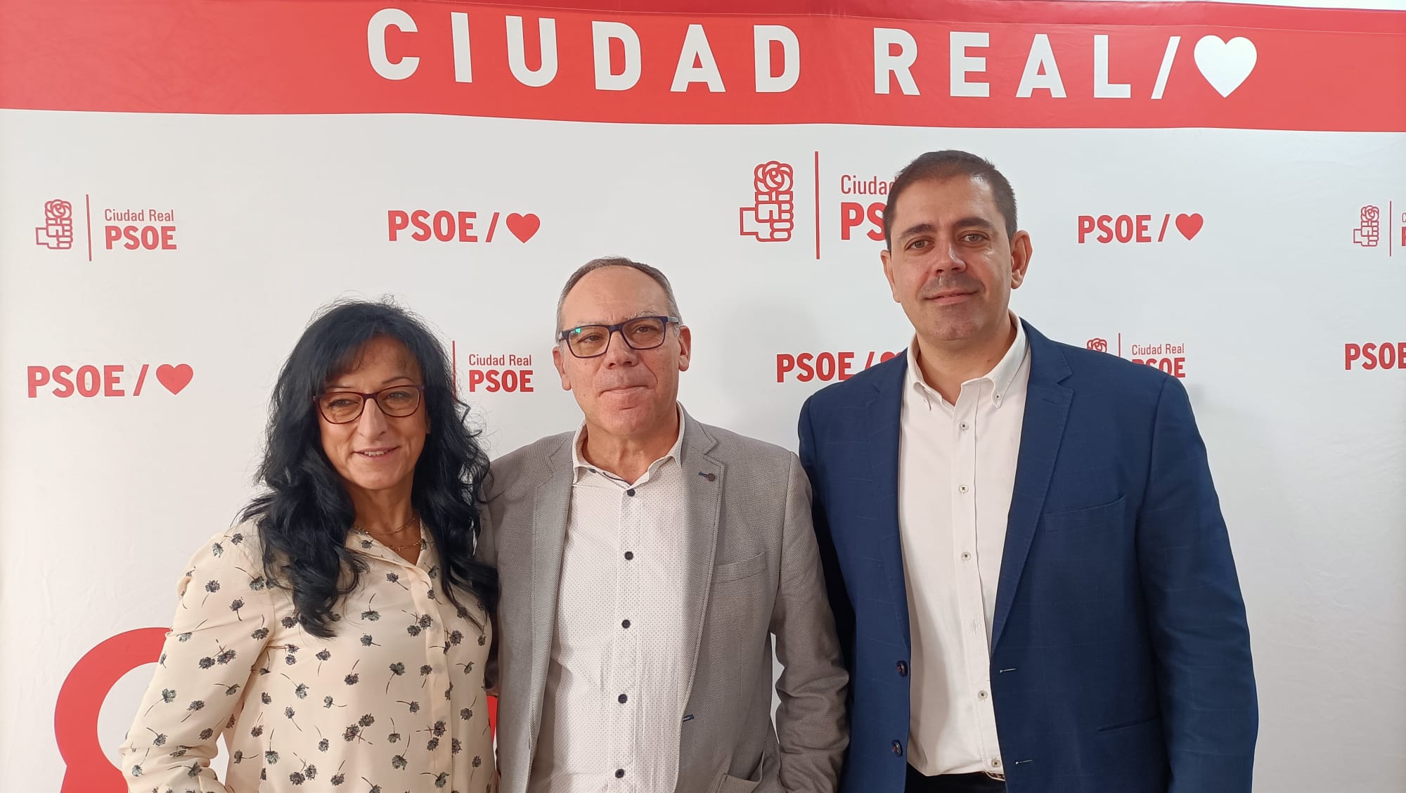 El PSOE destaca la “estabilidad, la confianza y la seguridad” que representa Page frente al PP, que “deja a un lado los intereses de los ciudadanos”