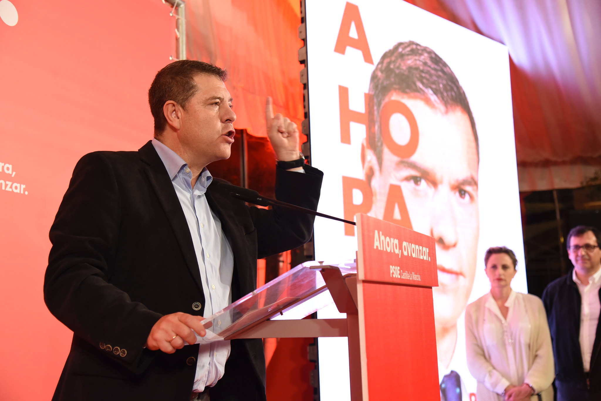 García-Page pide el voto para tener un gobierno que defienda los intereses de España y de CLM