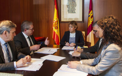 El grupo parlamentario socialista se reúne con el presidente de la Cámara de Cuentas de Castilla-La Mancha