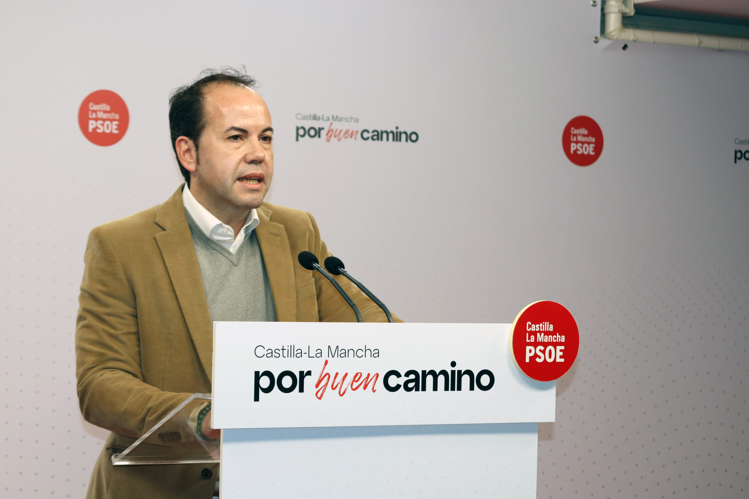 El PSOE de CLM denuncia la manipulación, los bulos y los insultos del PP a periodistas y dice “basta” a sus malas formas