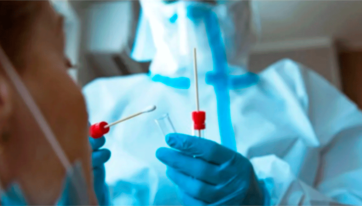 CLM se sitúa entre las regiones que realiza más pruebas diagnósticas de COVID-19