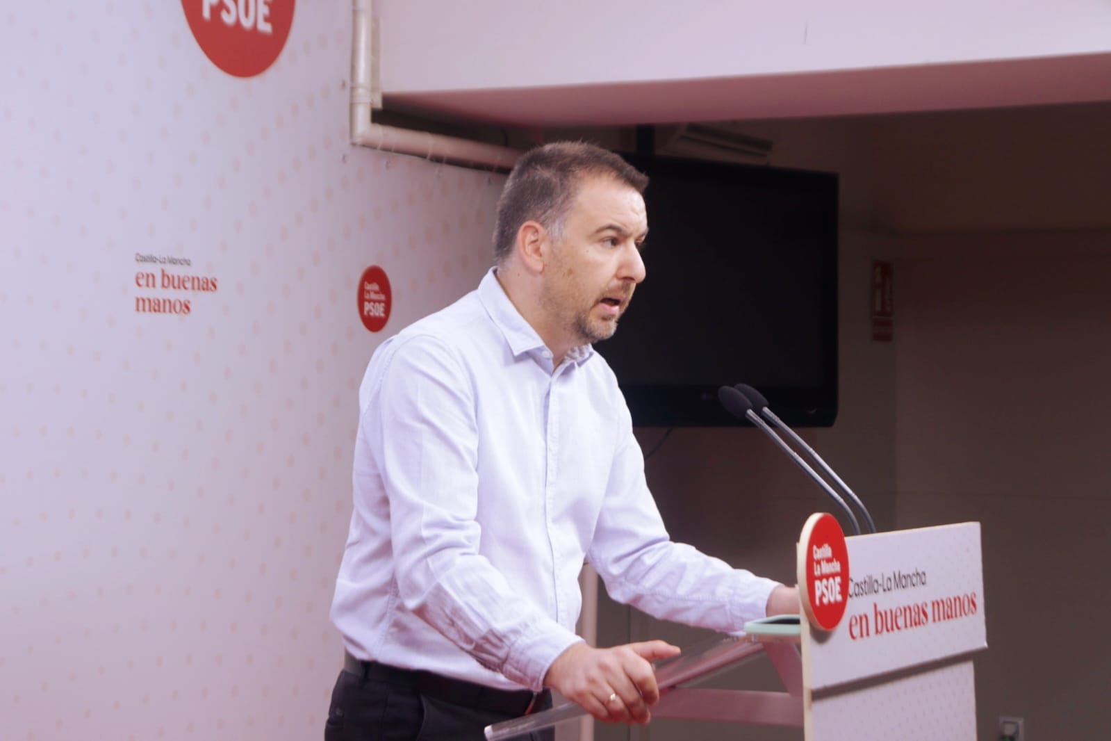 El PSOE de CLM lamenta que Núñez es “el único que no se entera” de que la quita de la deuda aumenta la capacidad de gasto