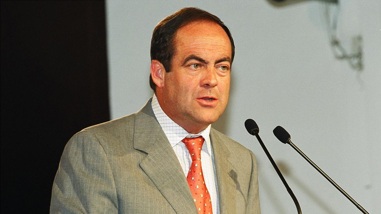 «Cada vez que hay elecciones en C-LM en el PP se preguntan a quien pongo”