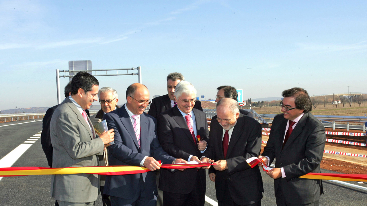 Barreda destaca la autonomía política y la coordinación institucional como ejes del dinamismo de Castilla-La Mancha