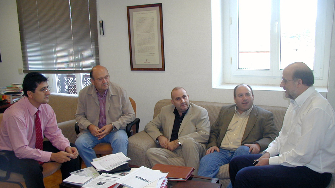 ‘Quien realmente quiere acabar con la Guardia Civil es el PP con su política de recortes de efectivos y medios’