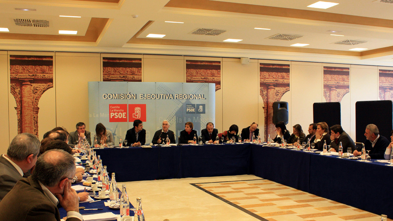 Barreda propone a De Cospedal reunirse ‘cuanto antes’ para cerrar un acuerdo sobre el Estatuto de C-LM