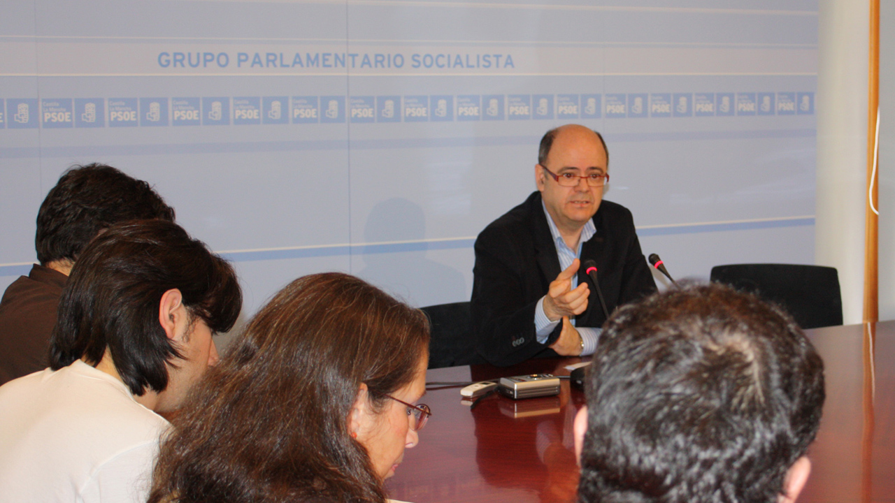 “La intransigencia del PP está llevando la negociación del Estatuto a un callejón sin salida’