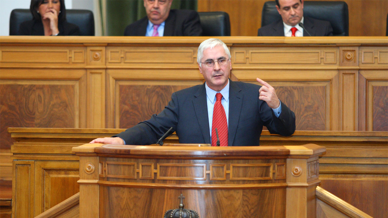 Barreda defiende un modelo de desarrollo para la Región y pide unidad para conjurar la instalación del ATC