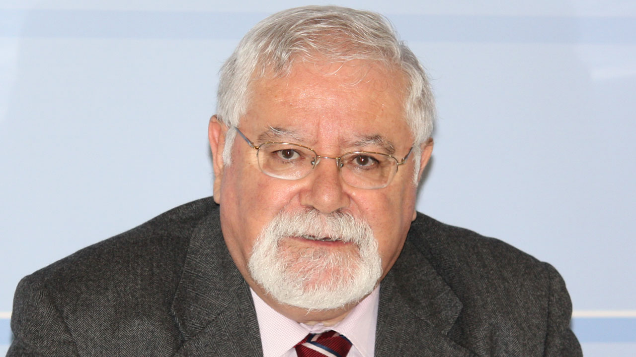 Ana Guarinos se supera a sí misma al pedir explicaciones a Barreda sobre el auto del incendio