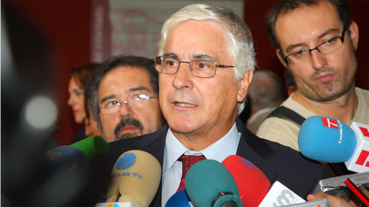 Barreda considera «demencial» que Cospedal pretenda ser presidenta de C-LM y secretaria general del PP