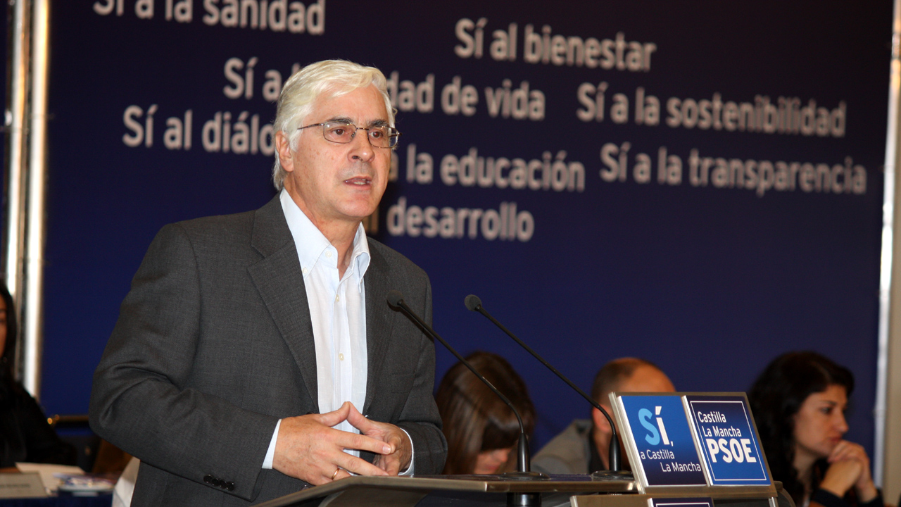 “Nos hemos conjurado para no dar un paso atrás en la defensa de la sanidad y la educación públicas, y la política social”