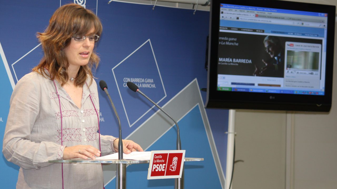 “Es escandaloso que, en el año de los ajustes, De Cospedal vuelva a tener sueldos millonarios”