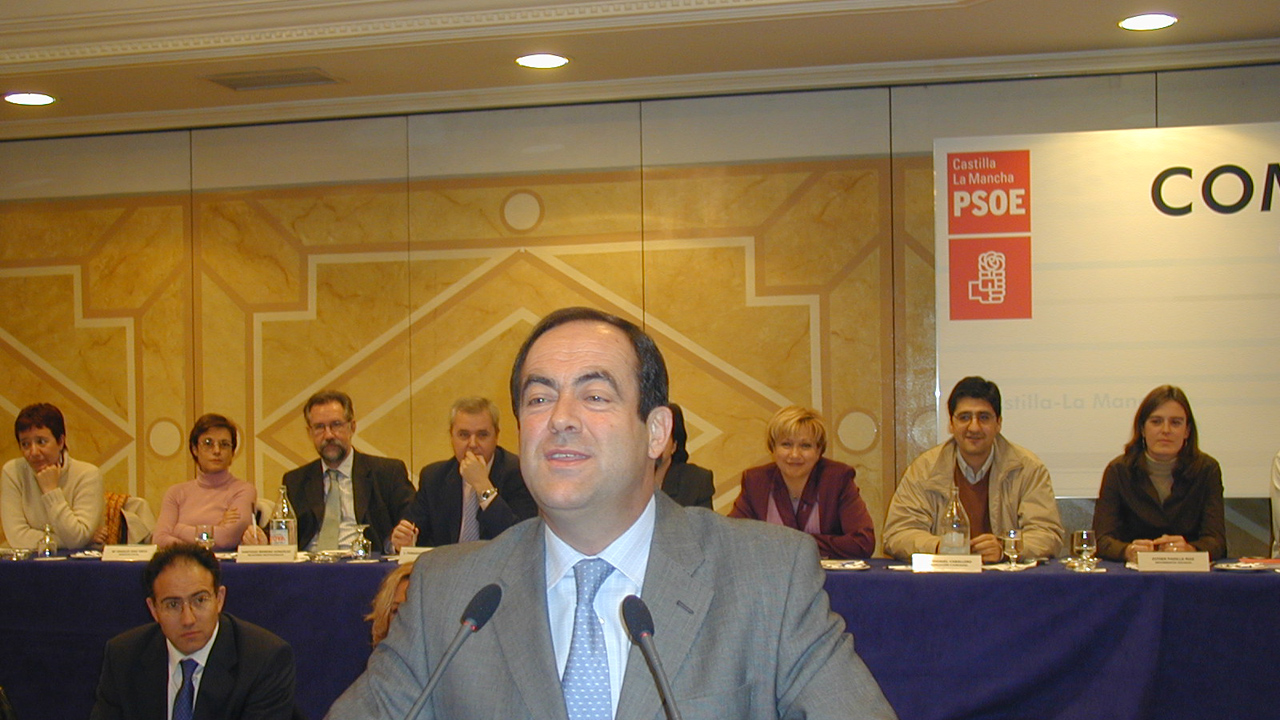 El Comité Regional del PSOE, por UNANIMIDAD, elige a José Bono candidato a la Presidencia de Castilla-La Mancha