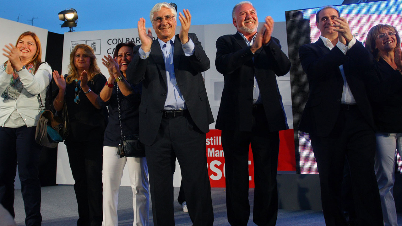 «Si hay quien no cree en la sanidad pública ni en la ley de dependencia, que vote a de Cospedal»