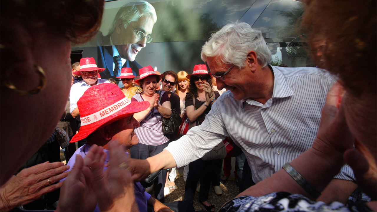Barreda se pregunta por qué el PP no pone en práctica las «soluciones» que dice que tiene para erradicar el paro