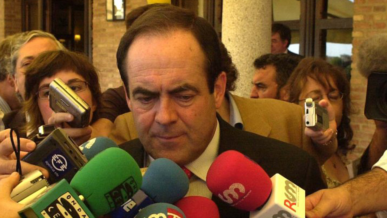 Bono celebra que los tribunales le hayan dado «la razón» y dejado a los querellantes «con su miseria y desvergüenza»