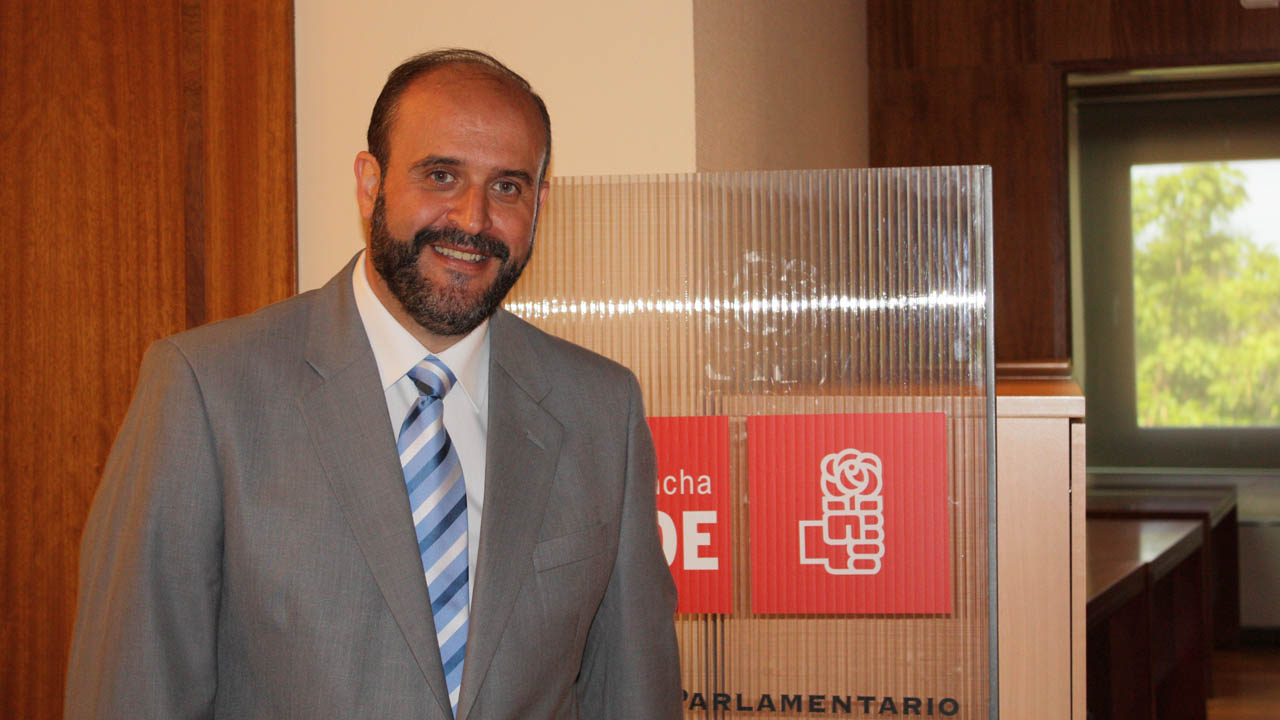 El PSOE acusa a Cospedal de «manipular» los datos de Castilla-La Mancha para presionar a Salgado y hacer recortes