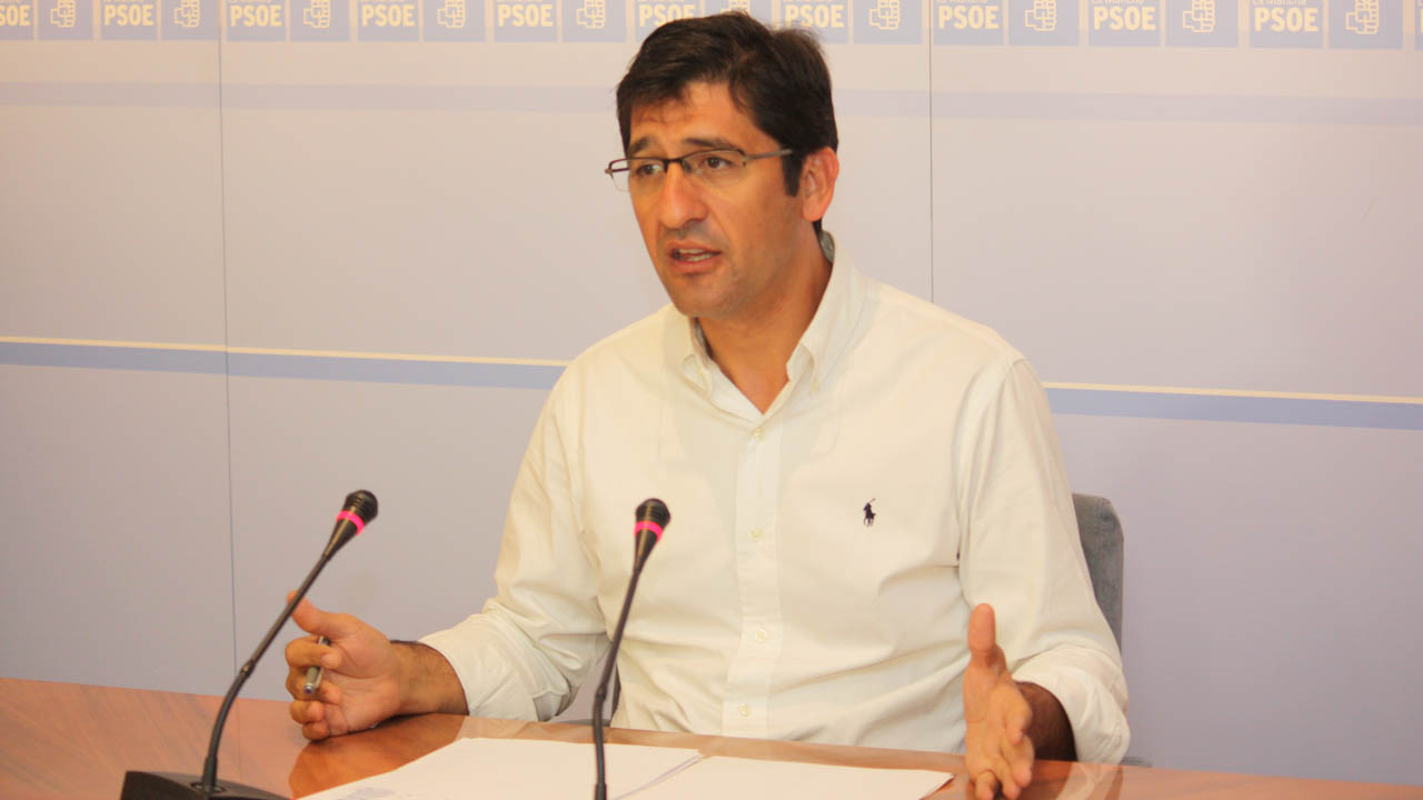 «Utilizan cortinas de humo para intentar tapar su incompetencia e inoperancia»